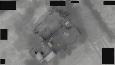 シリア上空、2秒未満で消えた半透明のオレンジ色の領域